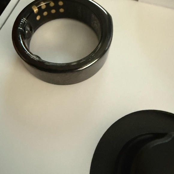 OURA smart ring - Picture 3 of 4